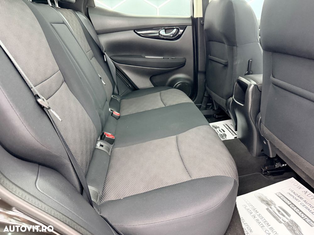 Nissan Qashqai 1.6 DCI Xtronic N-Connecta - 7