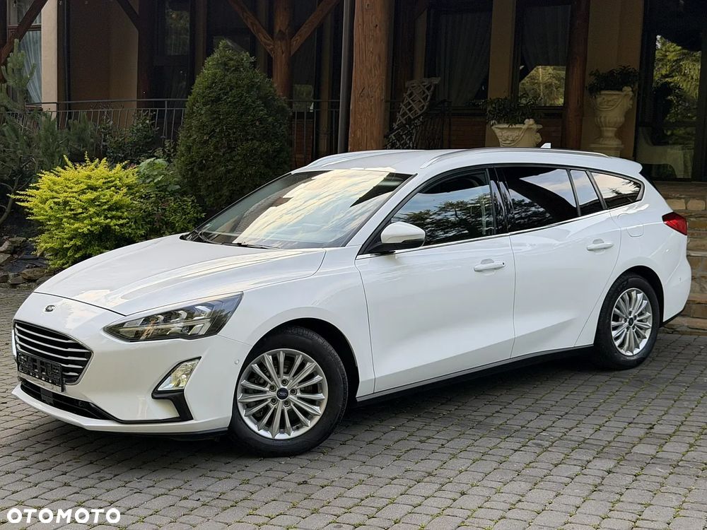 Ford Focus 1.5 EcoBlue Start-Stopp-System TITANIUM DESIGN - 3