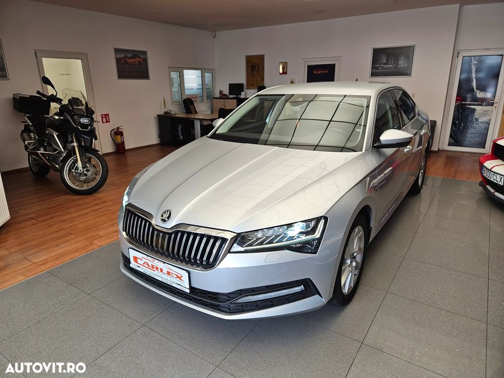 Skoda Superb 2.0 TDI DSG Ambition - 1