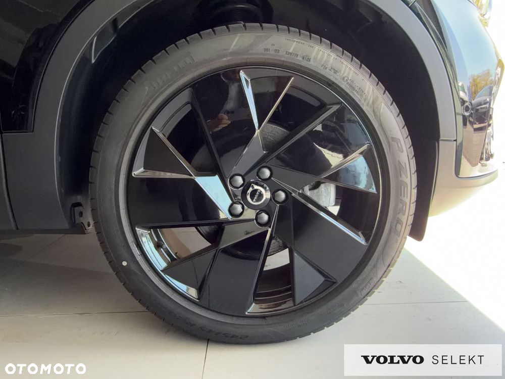 Volvo XC 40 B4 B DKG Ultra Black Edition - 10