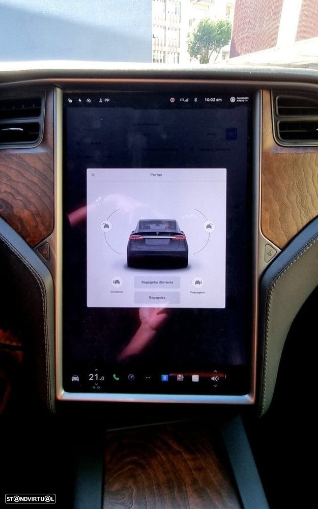 Tesla Model X Long Range - 16