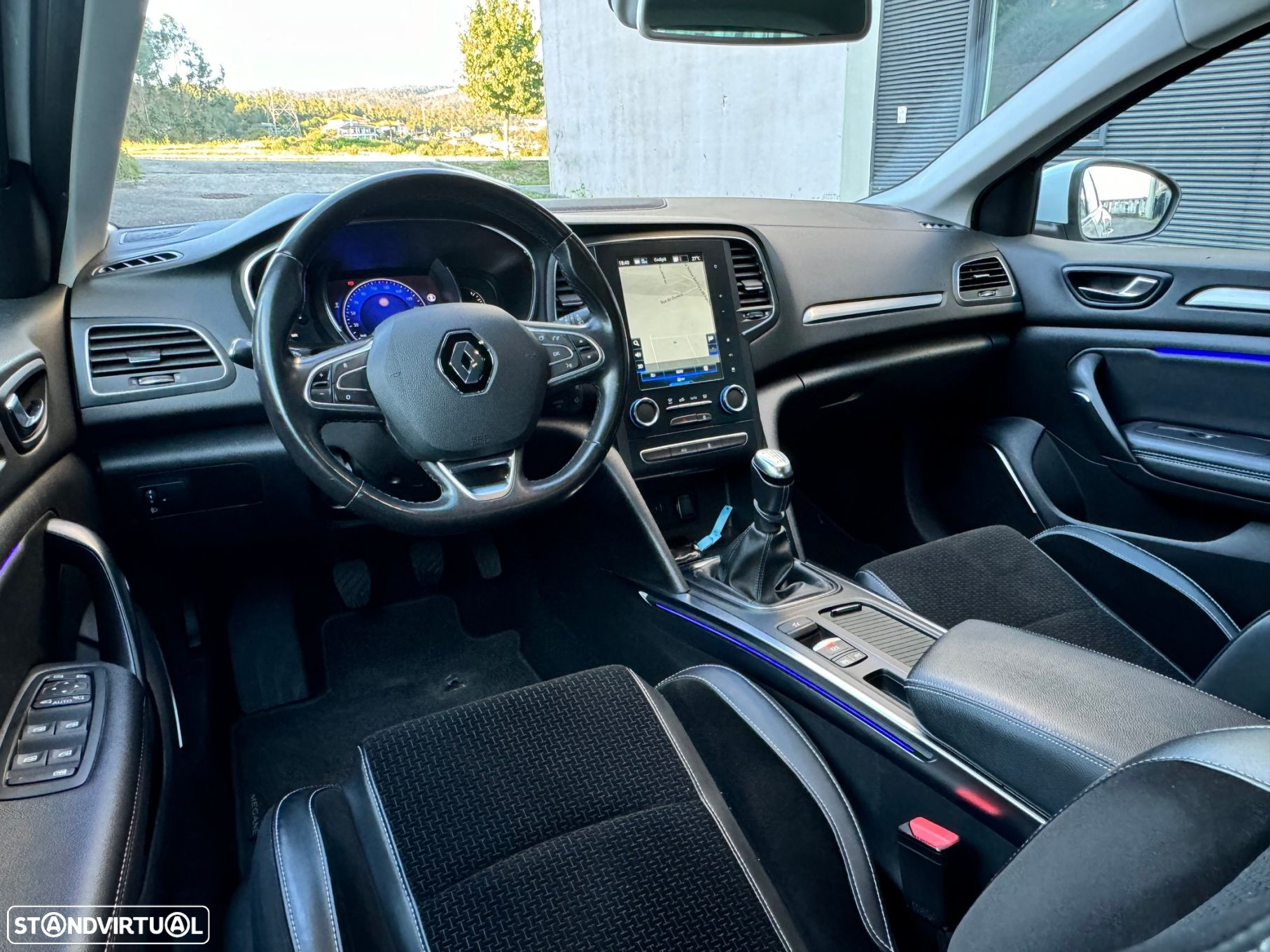 Renault Mégane Sport Tourer BLUE dCi 115 INTENS - 10