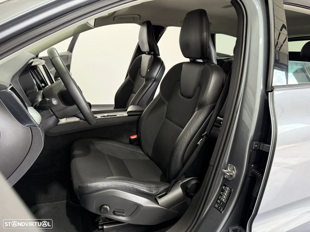 Volvo XC 60 2.0 D3 Momentum Plus - 6