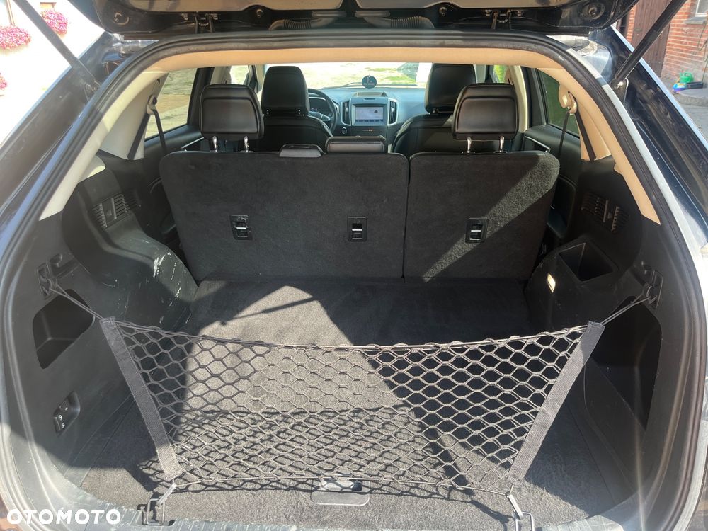 Ford Edge - 9
