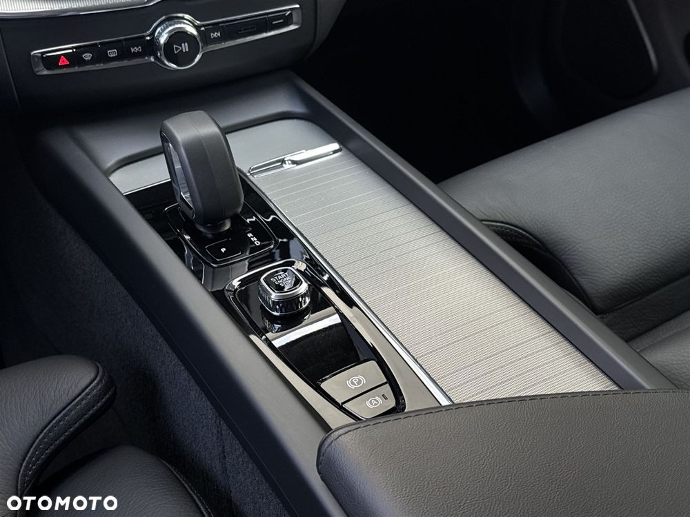 Volvo XC 60 - 16