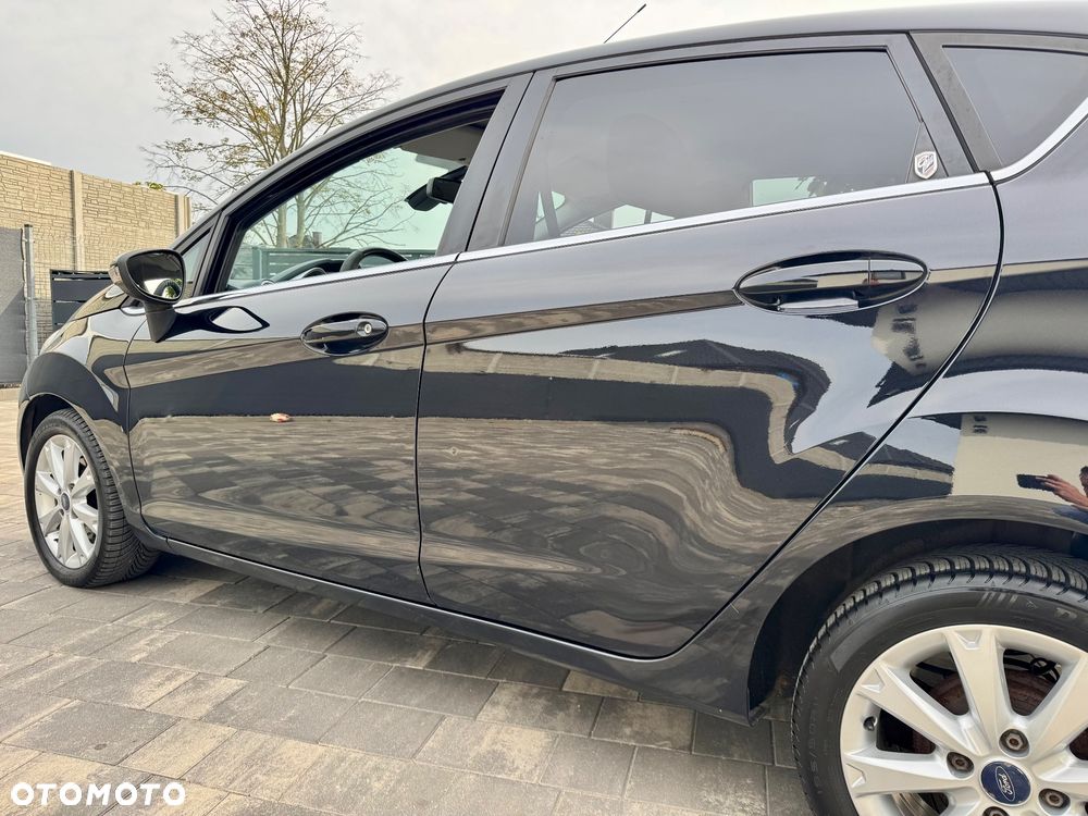 Ford Fiesta - 16