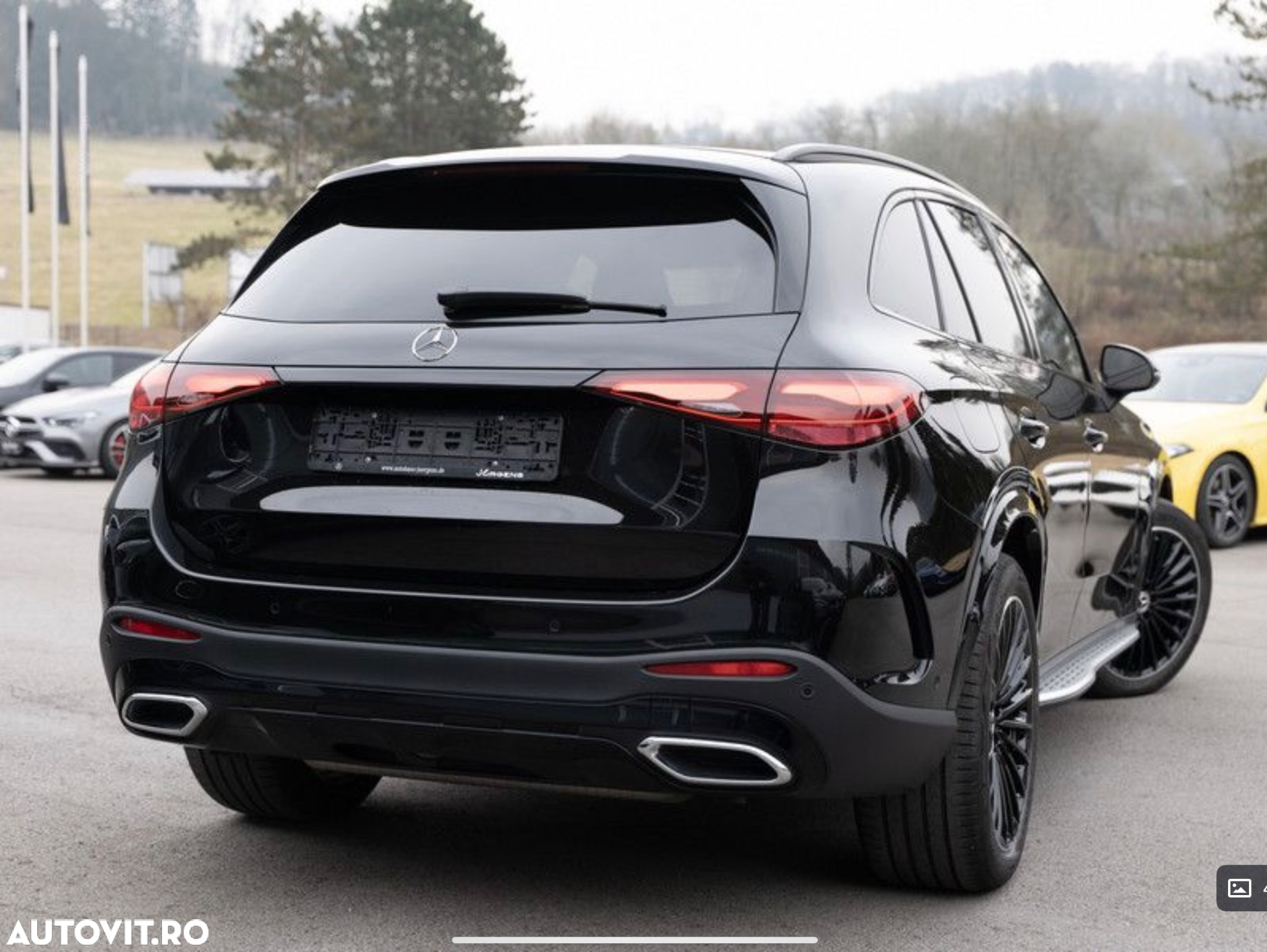 Mercedes-Benz GLC 200 4Matic 9G-TRONIC AMG Line Advanced - 3