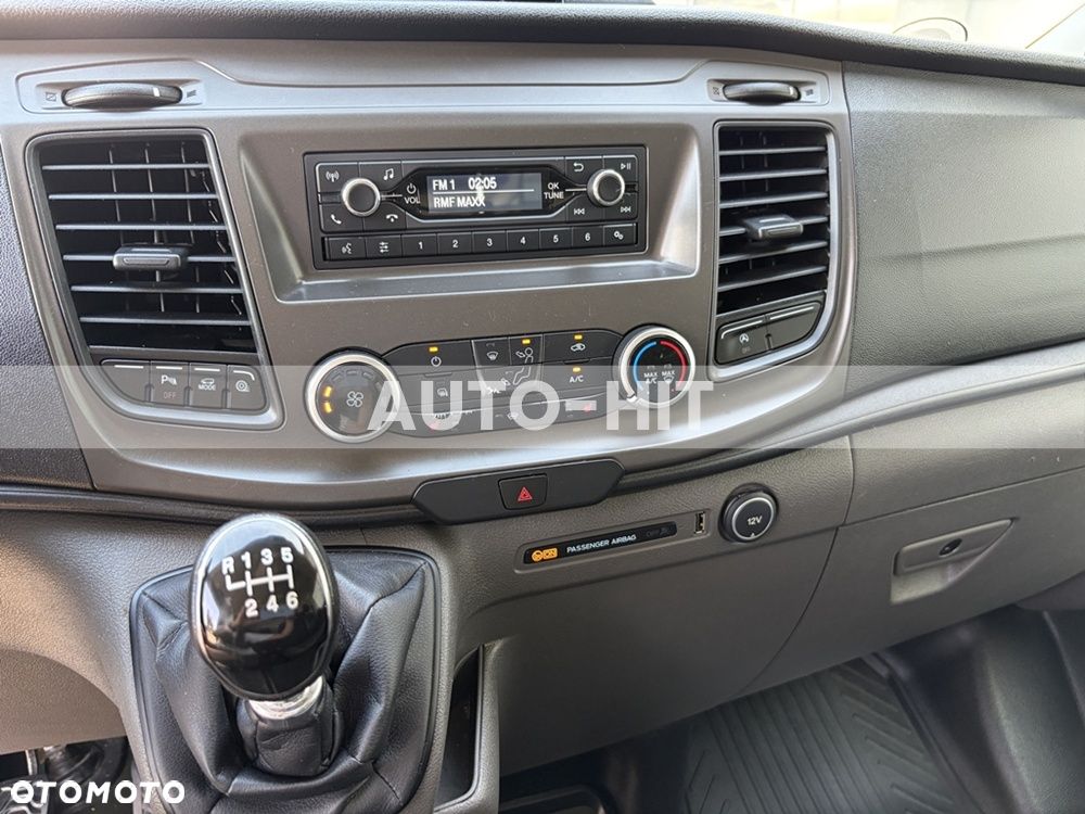 Ford Transit - 26