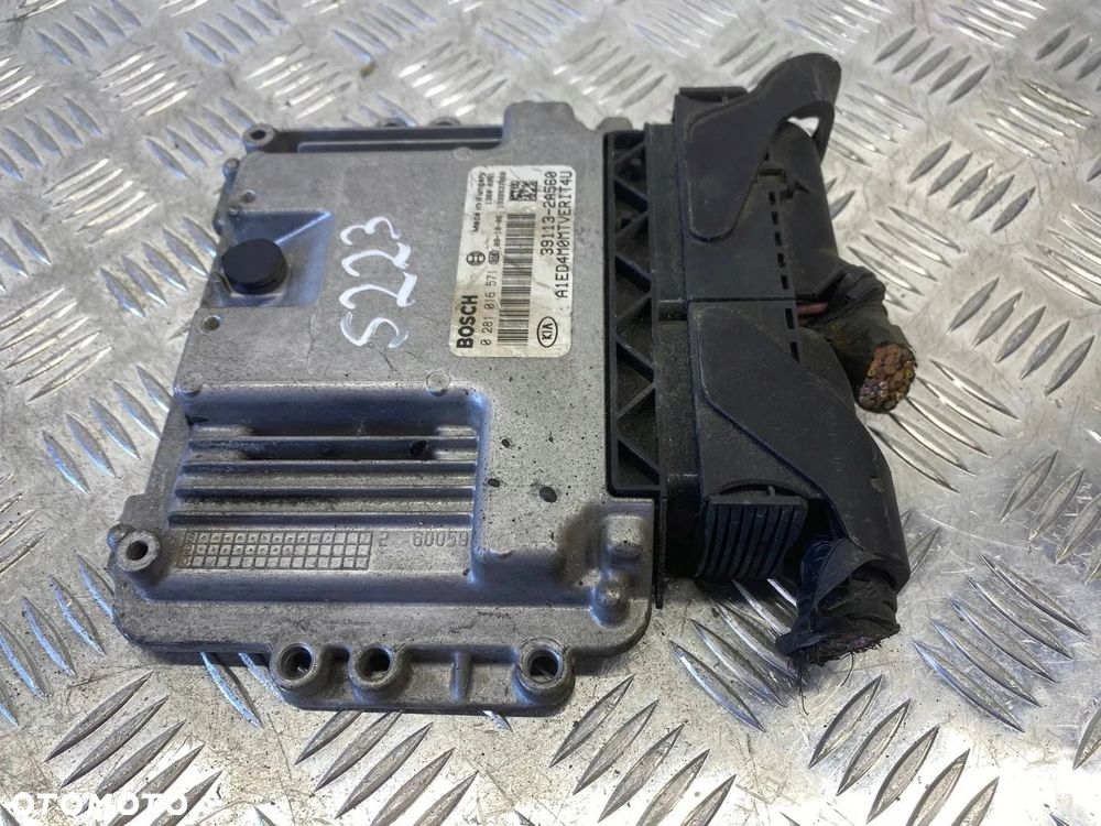 KOMPUTER STEROWNIK SILNIKA KIA CEED I 1.6 CRDI 39113-2A560 0281016571 - 4