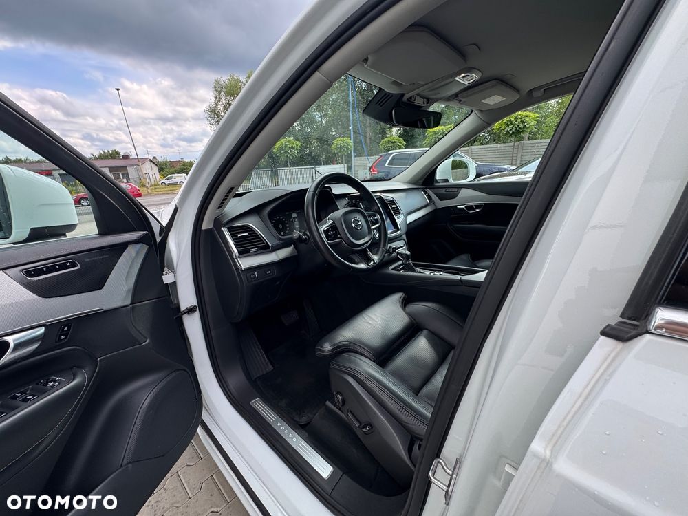 Volvo XC 90 D5 AWD Geartronic Inscription - 10