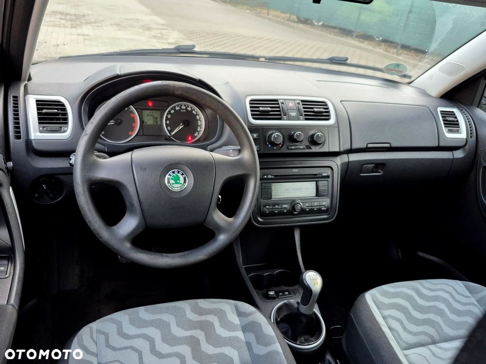 Skoda Fabia 1.2 TSI STYLE EDITION - 9