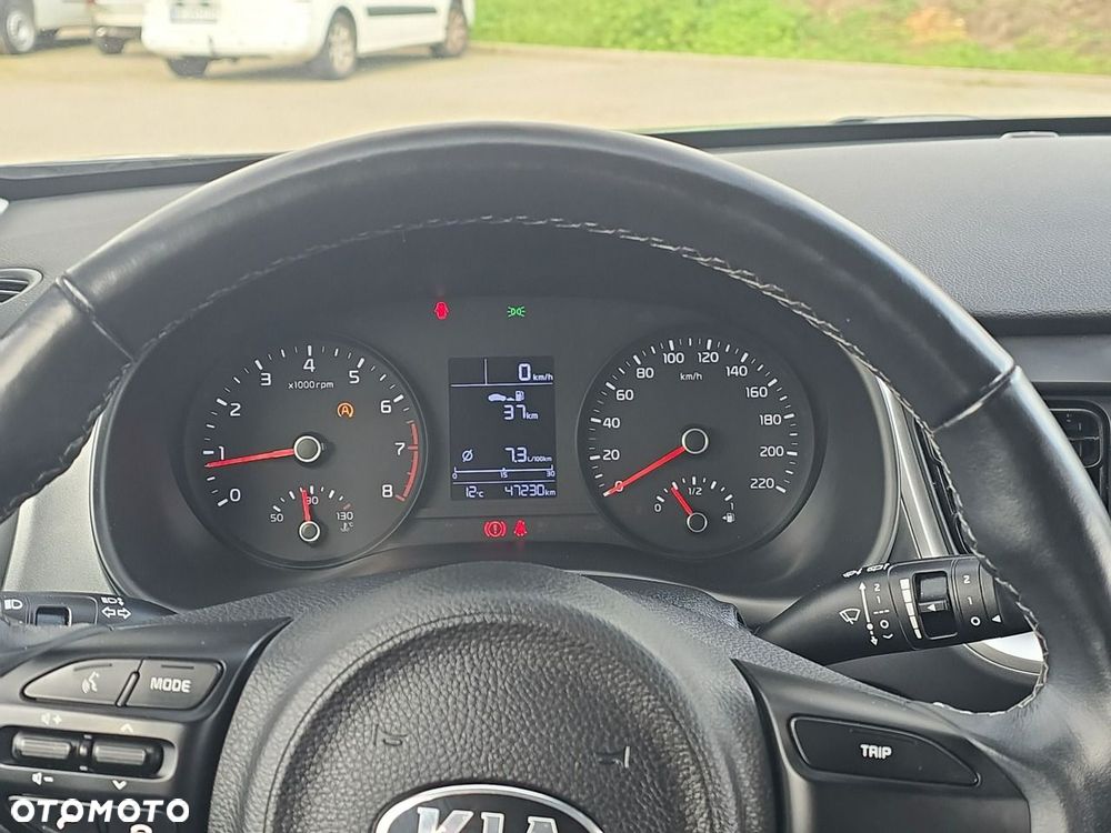 Kia Stonic - 14