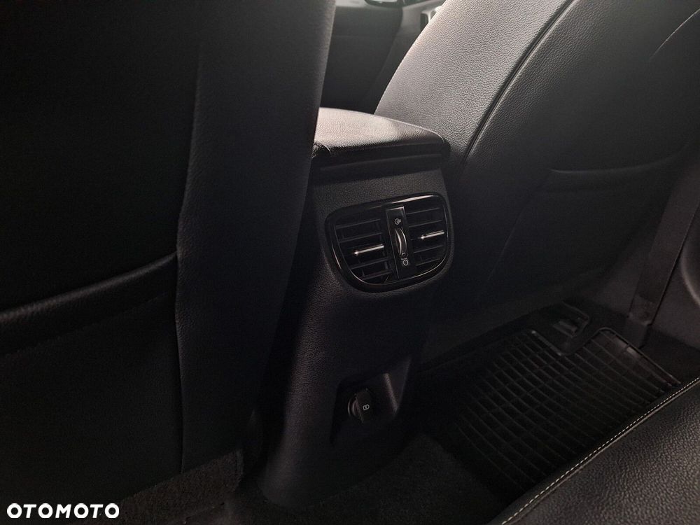 Kia Ceed 1.5 T-GDI L - 38