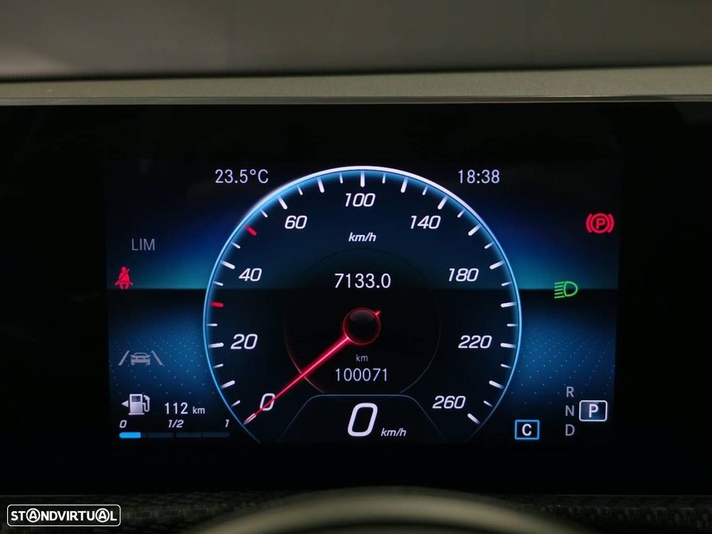 Mercedes-Benz A 180 Limousine d Business Solutions Aut. - 11