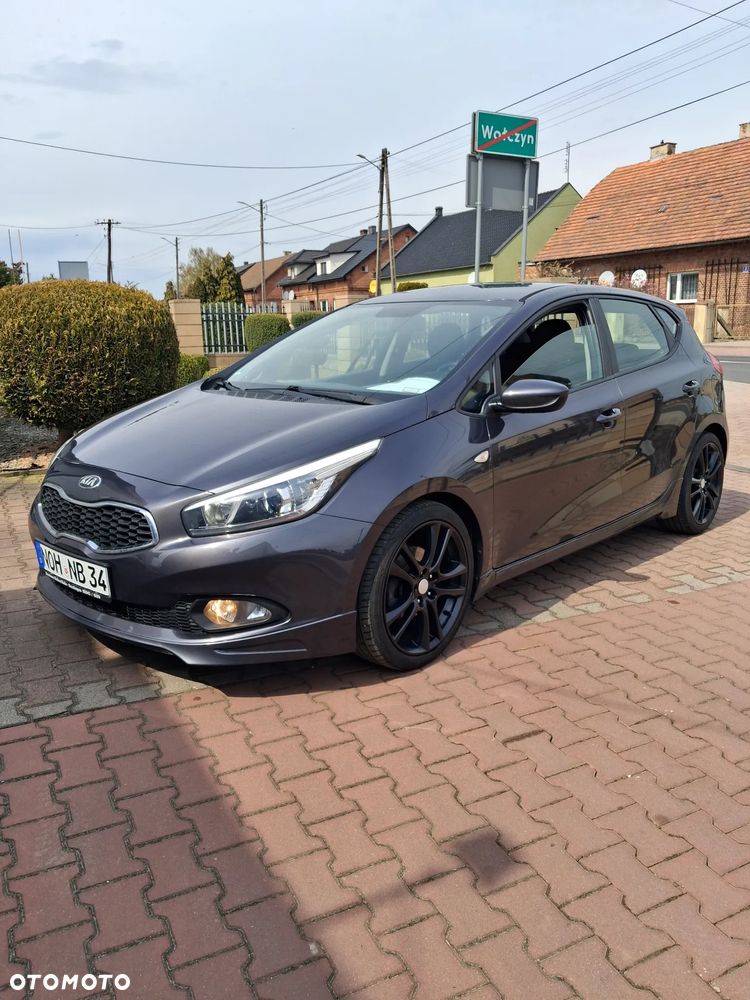 Kia Ceed - 1