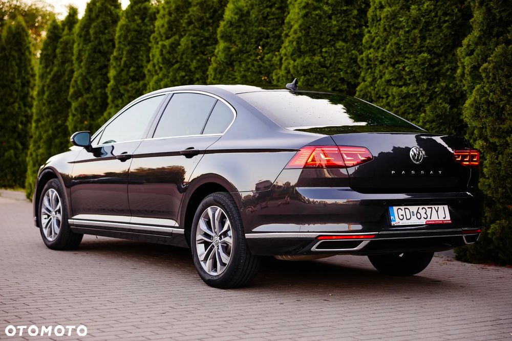 Volkswagen Passat 2.0 TSI Business DSG - 3