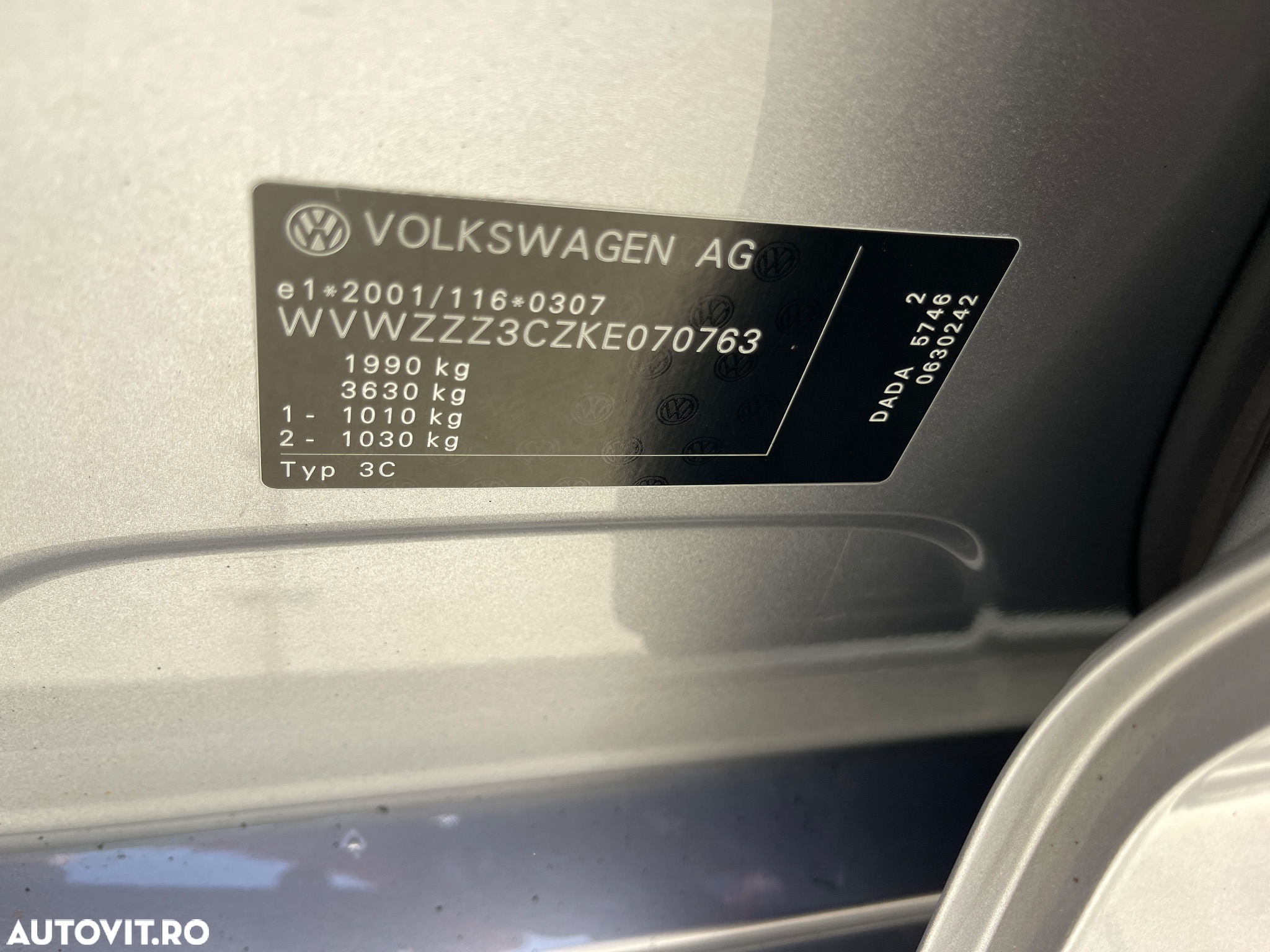 Volkswagen Passat - 37