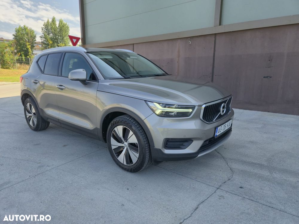 Volvo XC 40 D3 AWD Momentum - 2