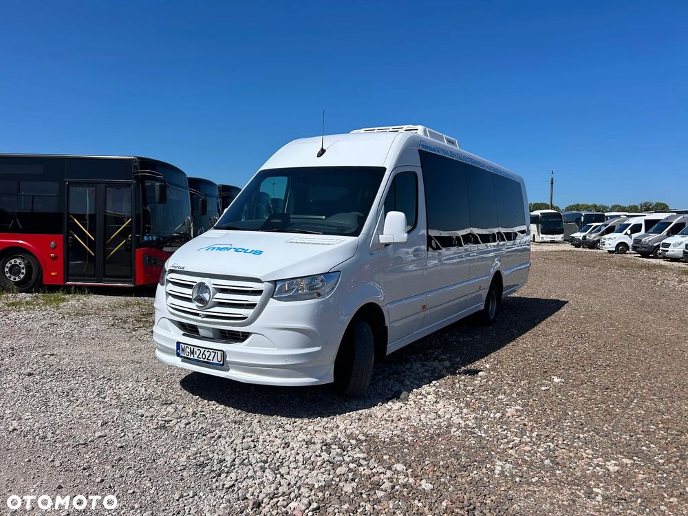 Mercedes-Benz Sprinter 517 - 11