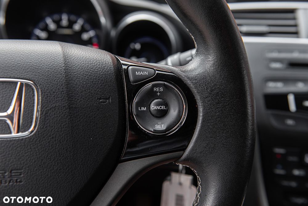 Honda Civic 1.8 i-VTEC Executive Black Edition - 22