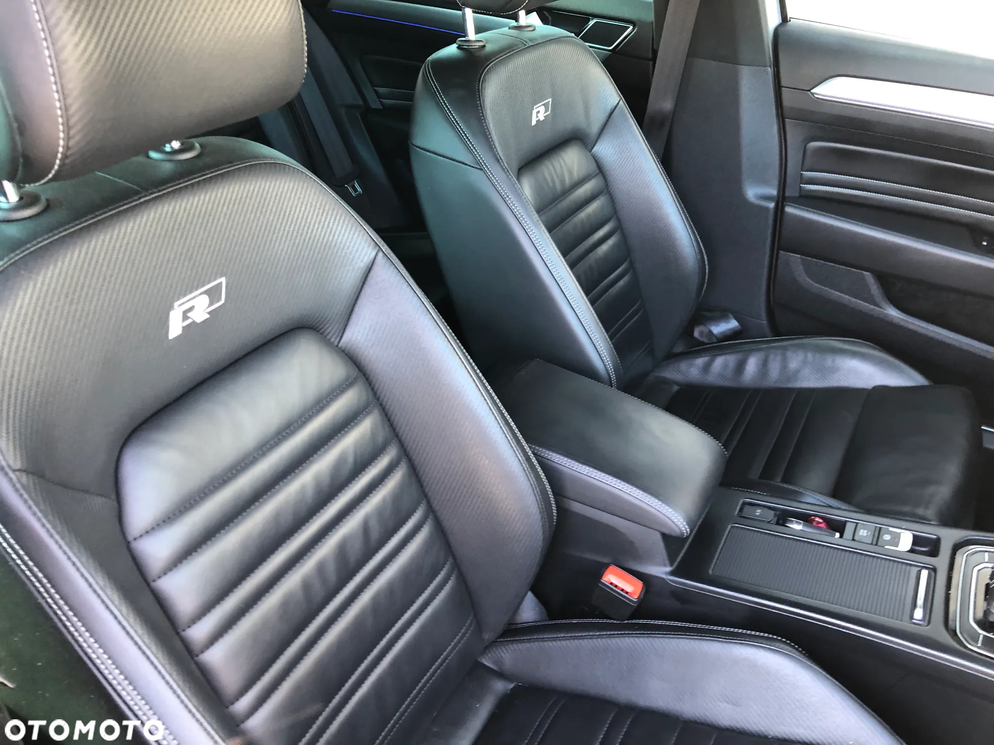 Volkswagen Passat 2.0 TDI 4Mot Elegance DSG - 12