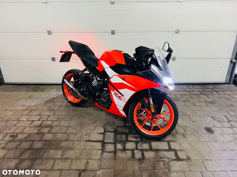 KTM RC 125 - 1