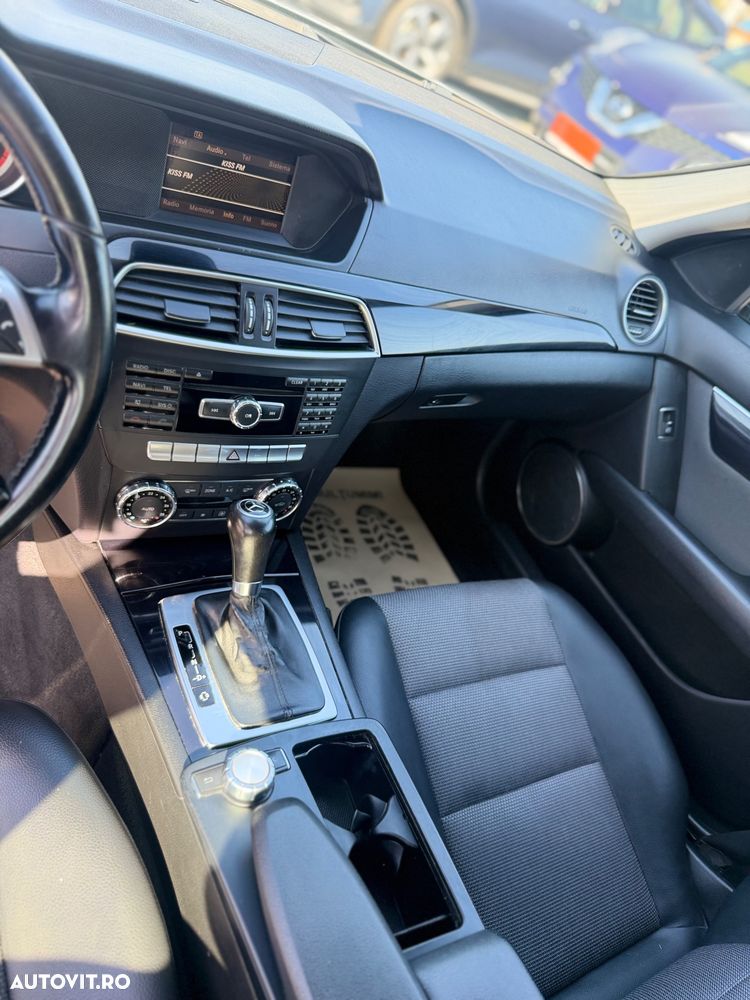 Mercedes-Benz C - 13