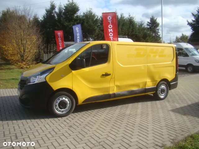 Renault TRAFIC - 2