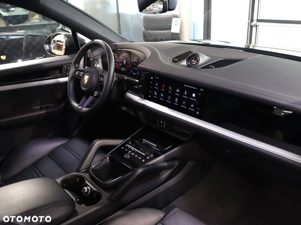 Porsche Cayenne Standard - 18