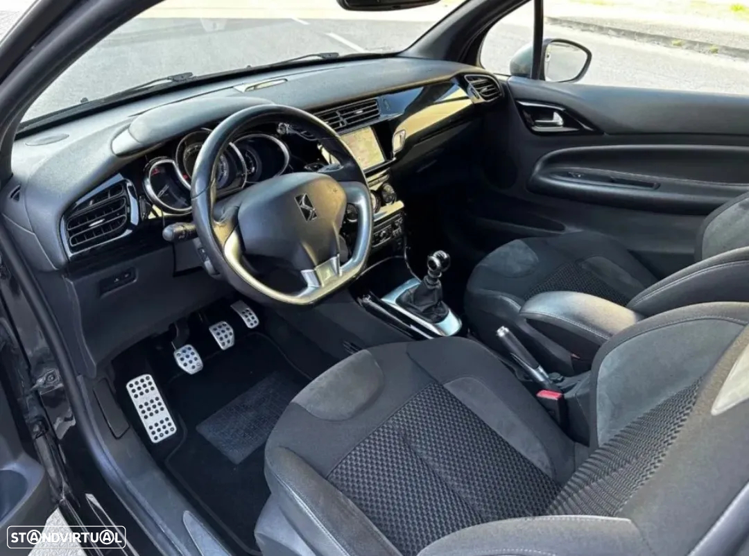 Citroën DS3 1.6 HDi Airdream So Chic - 17