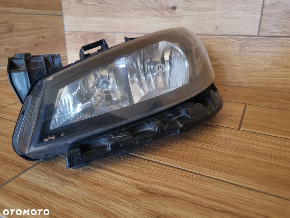 Renault Laguna II Lampa Lewy Przód 8200481196 - 2