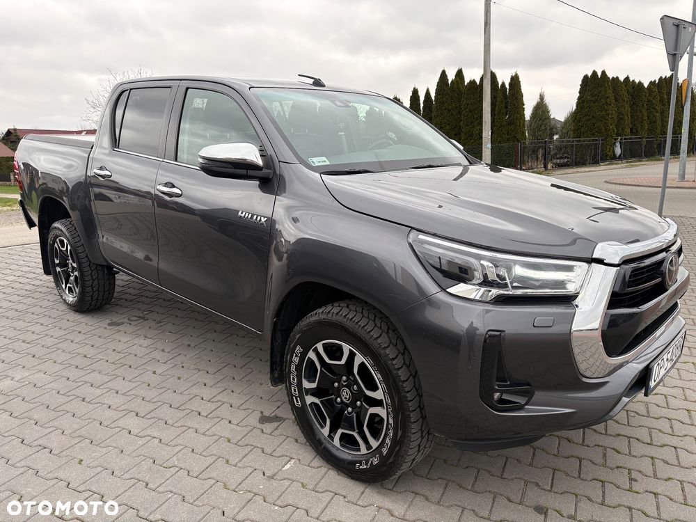 Toyota Hilux 2.8 D-4D Double Cab SR5+ 4x4 - 2
