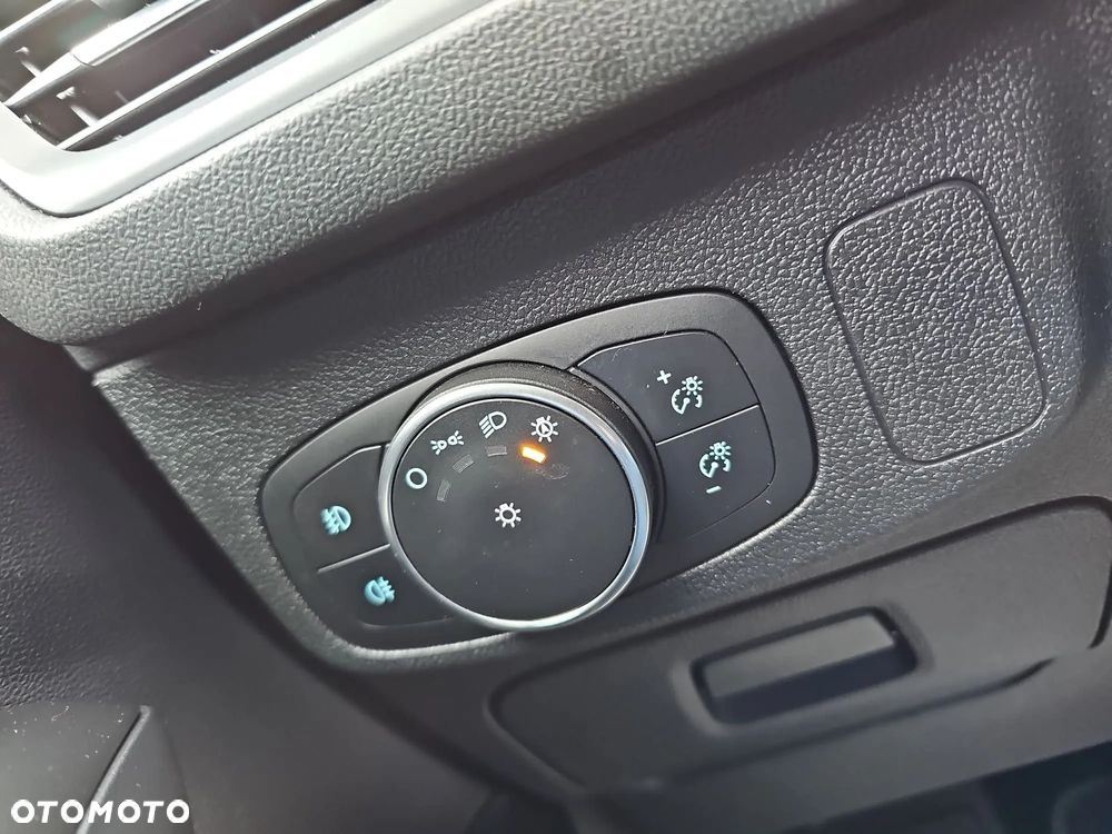 Ford Focus SW ver-1-0-ecoboost-start--stopp--system-st--line - 22