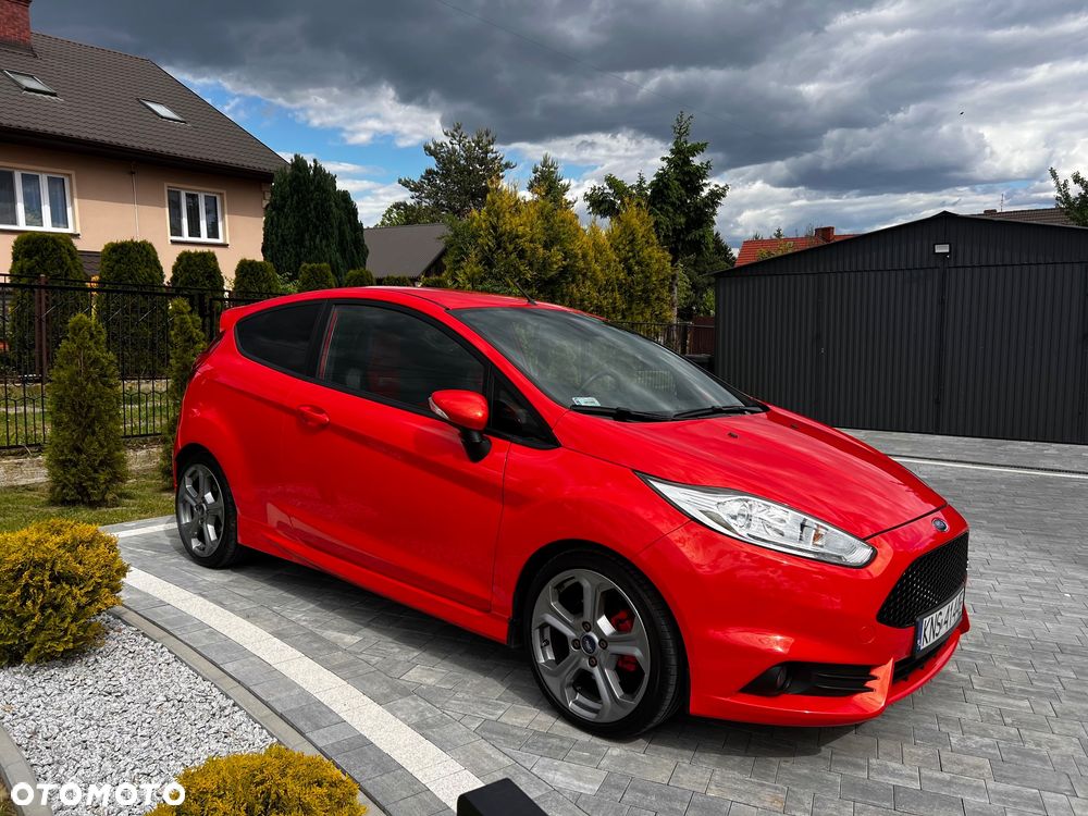 Ford Fiesta ST2 - 2