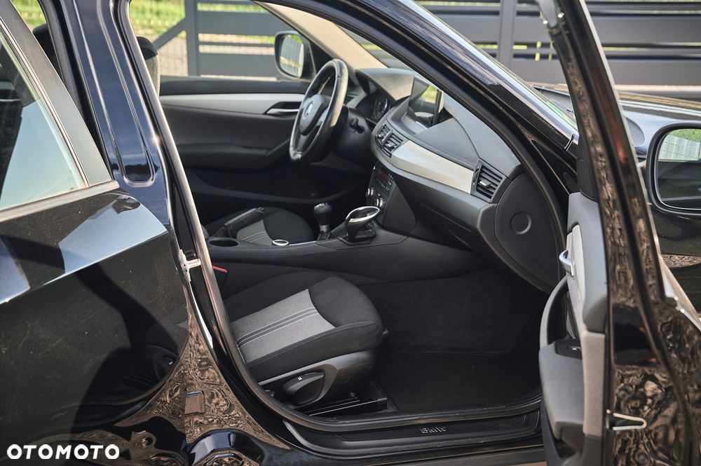 BMW X1 xDrive18d xLine - 25