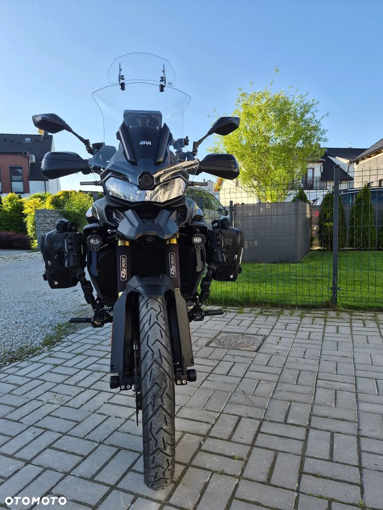 VOGE 900DSX - 22