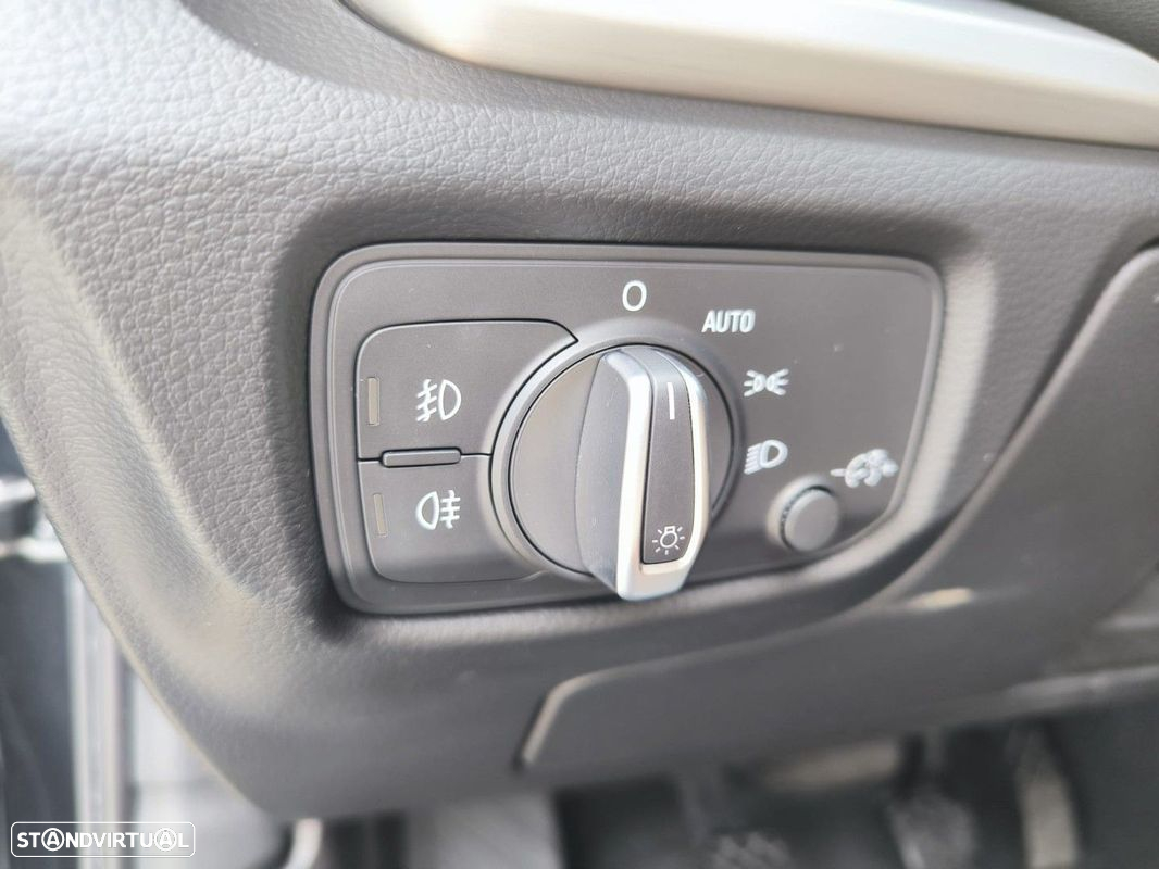 Audi A3 Sportback 2.0 TDI S-line - 42