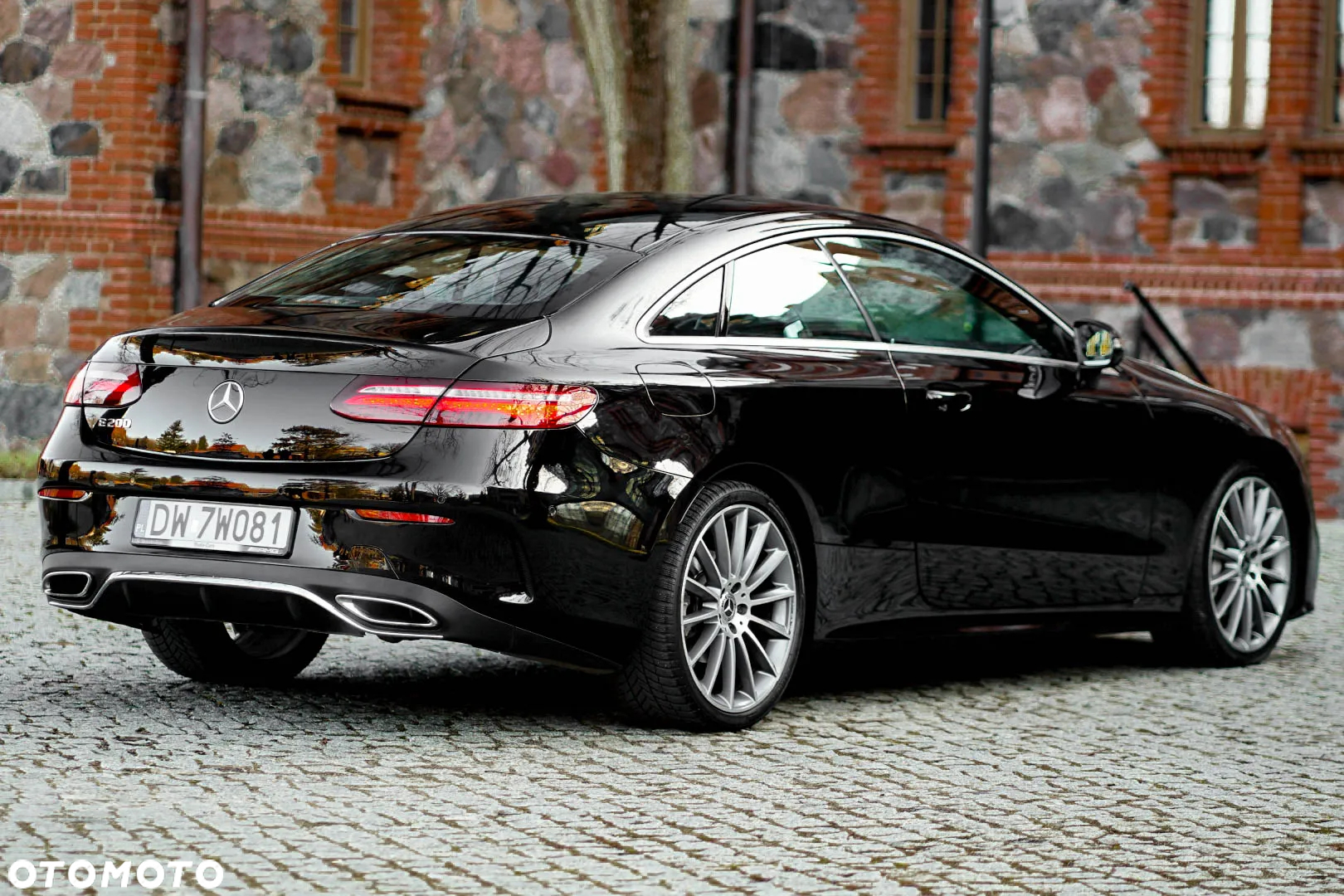 Mercedes-Benz Klasa E 200 Coupe 9G-TRONIC - 22