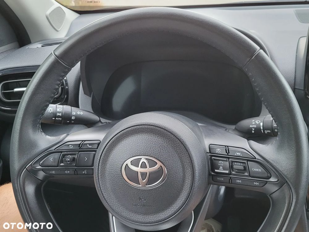 Toyota Yaris Cross Hybrid 1.5 Comfort - 20