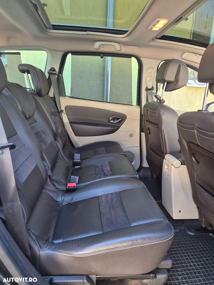 Renault Scenic - 11