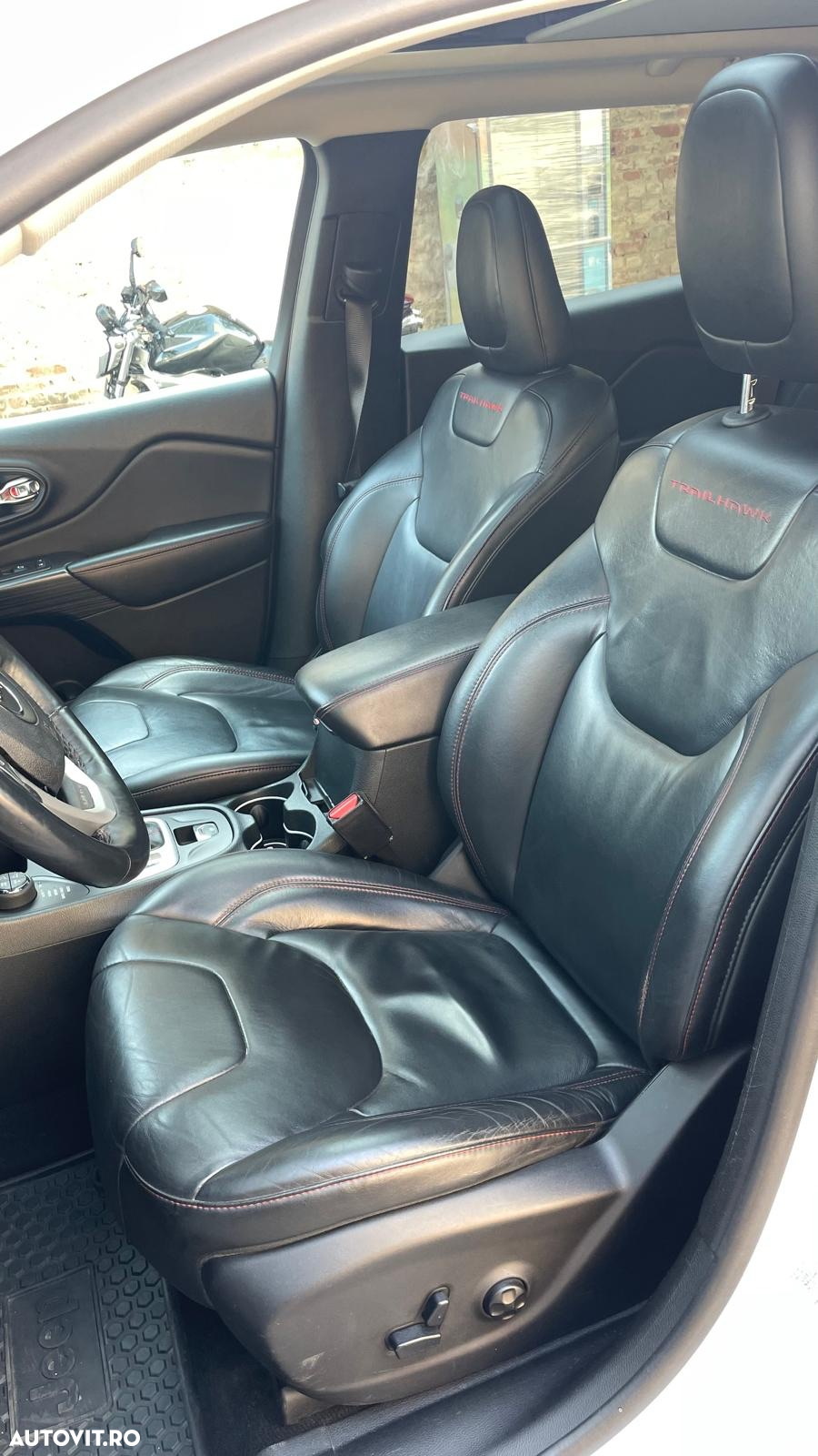 Jeep Cherokee 3.2 V6 Trailhawk - 5