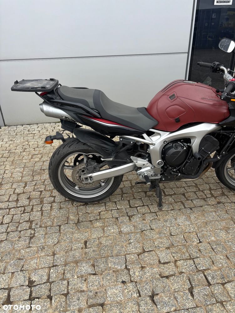 Yamaha FZ6 - 6