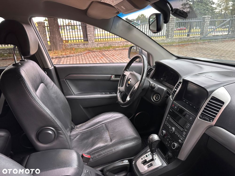 Chevrolet Captiva 2.0 4WD 7 Sitzer Automatik LT Exclusive - 34