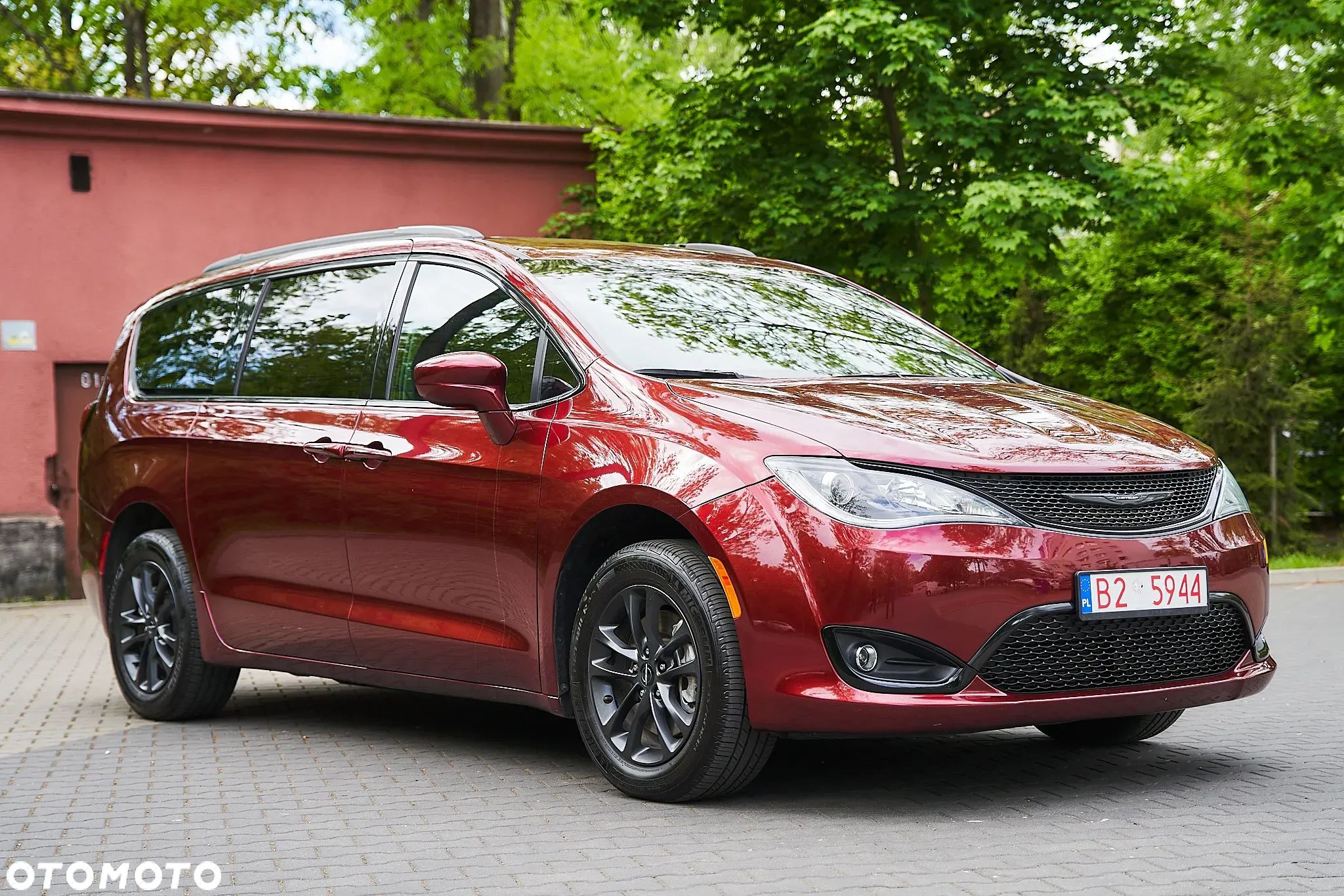 Chrysler Pacifica - 1