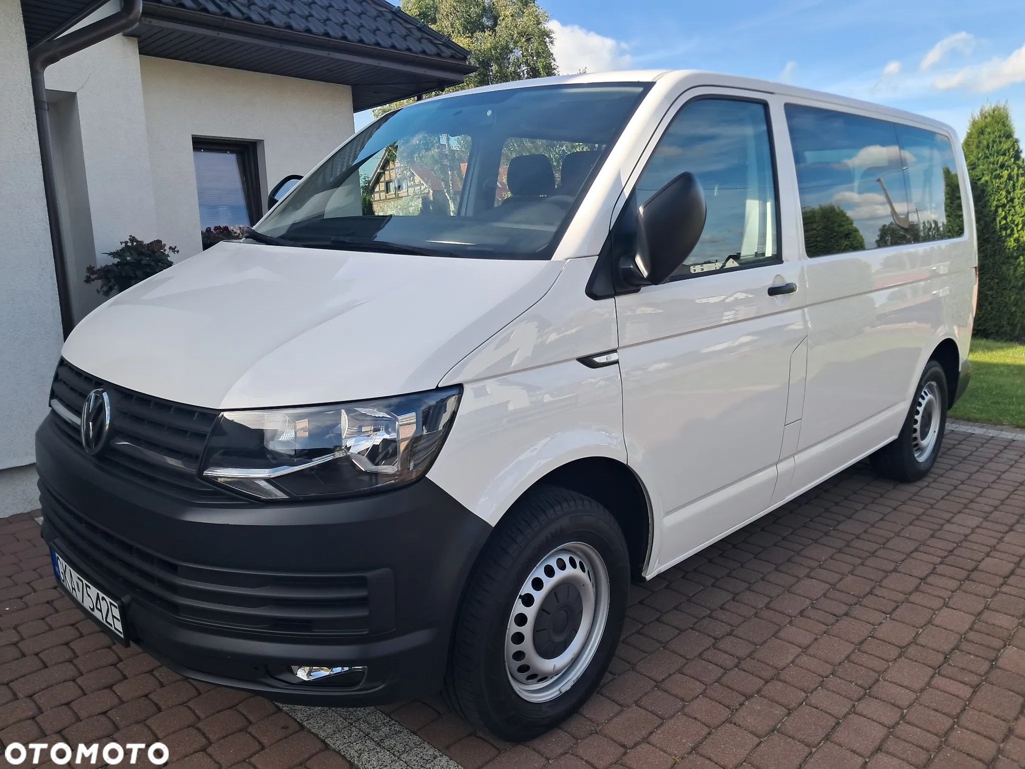 Volkswagen Transporter T6 TDI L1H1 - 1
