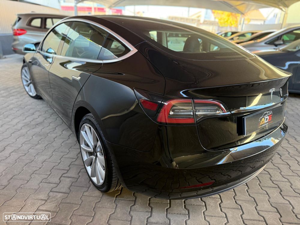 Tesla Model 3 Standard Range Plus RWD - 4