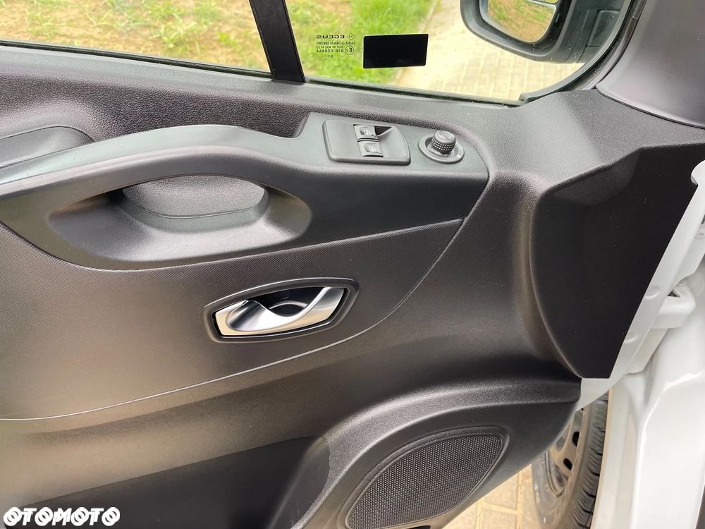 Renault Trafic - 27
