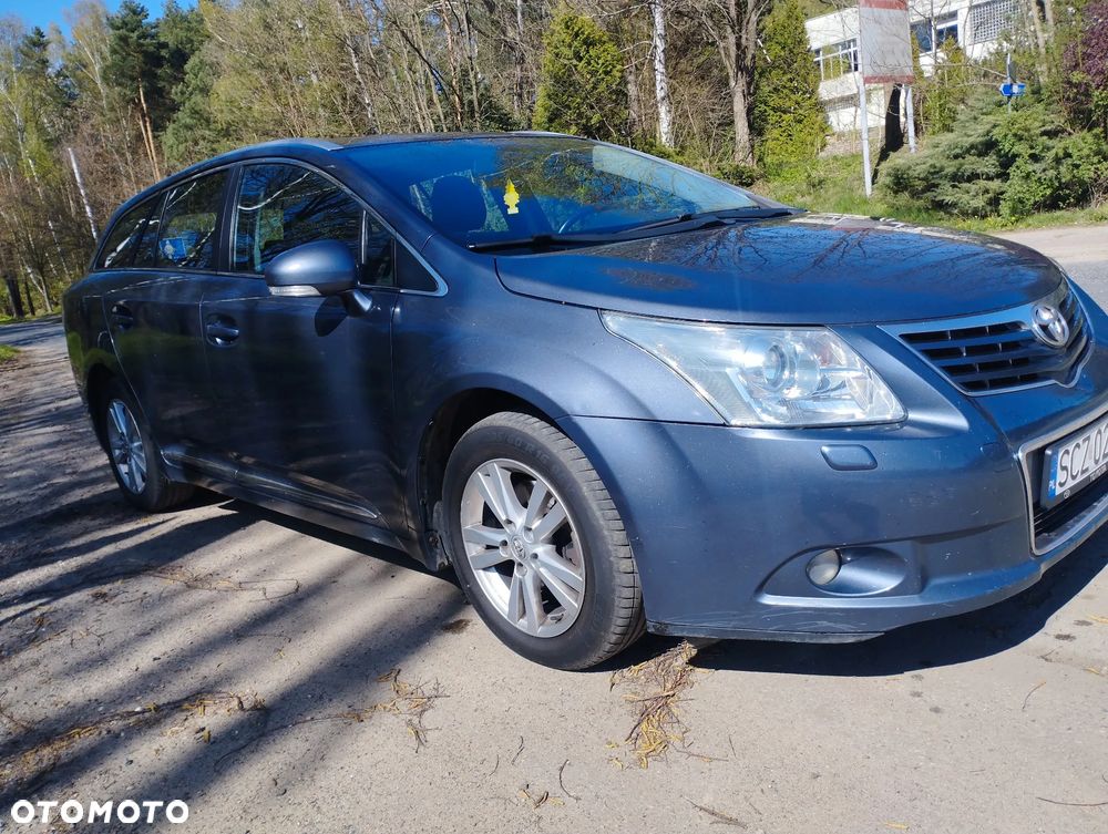 Toyota Avensis 1.8 Luna - 19