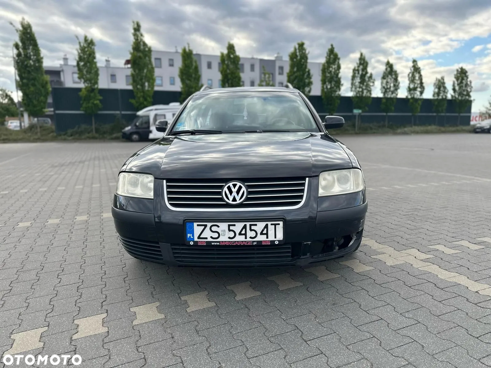 Volkswagen Passat - 4