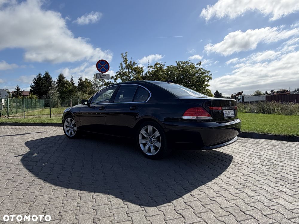 BMW Seria 7 735i - 5